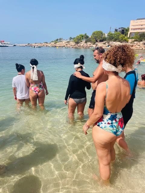 El Soplo del Alma, viaje de transformación en las aguas de Ibiza con Blanca Martínez