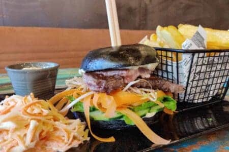 Die unwiderstehlichsten Hamburger auf Ibiza sind in diesen Restaurants