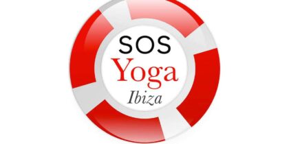 New session of solidarity Yoga on the beach